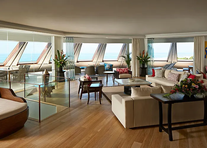 Double - Six, Luxury - Hotel 5*
