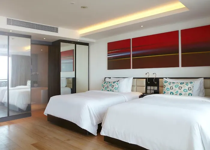 Double - Six, Luxury - Hotel